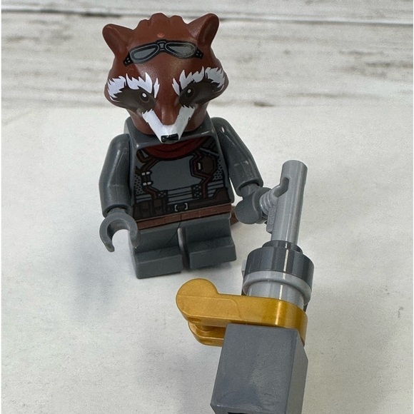 LEGO MINI FIGURE ROCKET WITH WEAPON GUARDIANS OF THE GALAXY - Picture 1 of 3